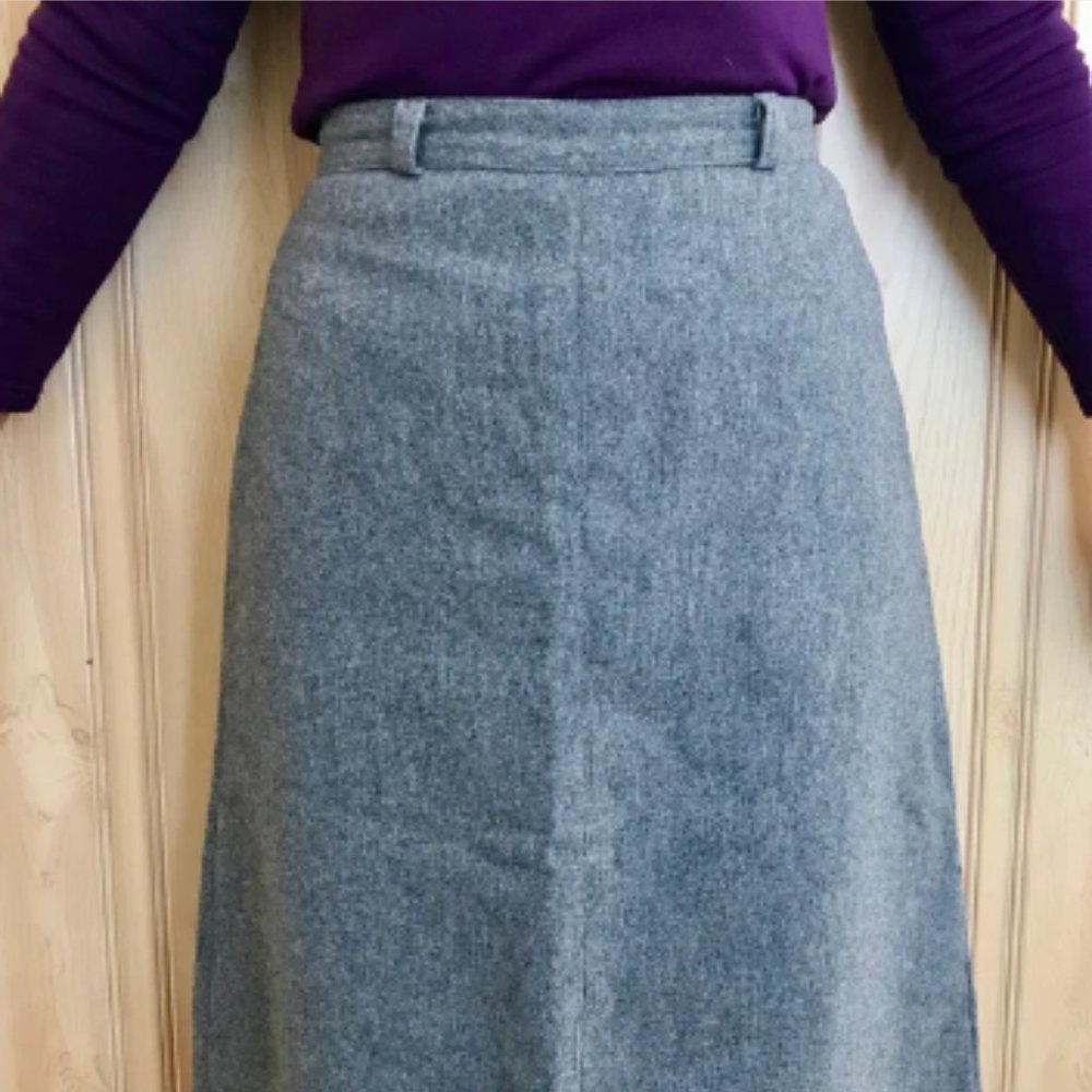 Beautiful Vintage Wool Skirt from 1970's